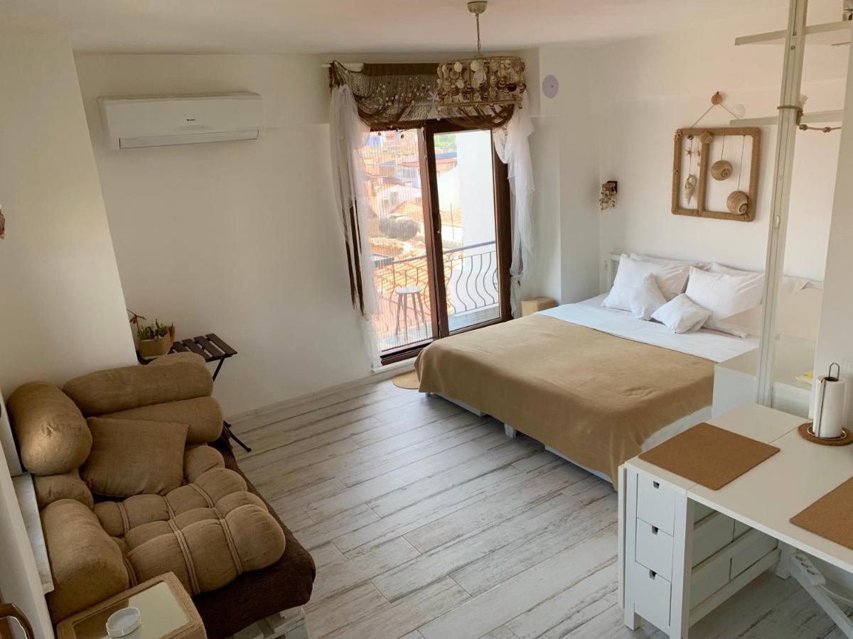 Vapori Otel Бозджаада Екстериор снимка